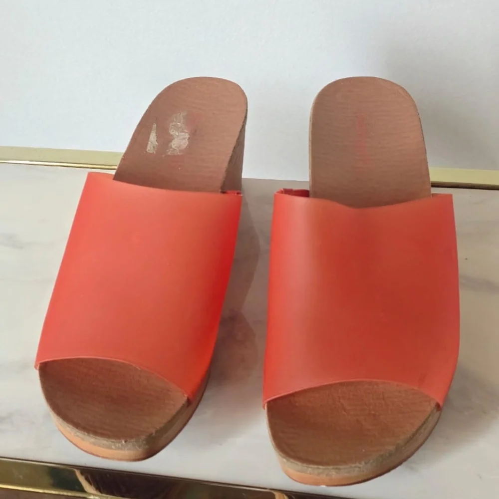 Baretraps Women’s Yalissa Wedge Slide Sandal Olin Orange Size 9.